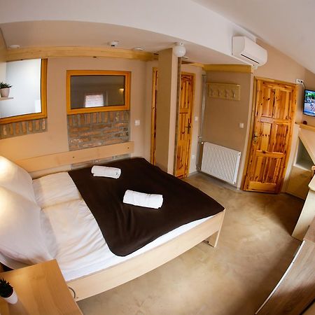 Gluten Free Bed & Breakfast Dezela Okusov ลูบลิยานา ภายนอก รูปภาพ