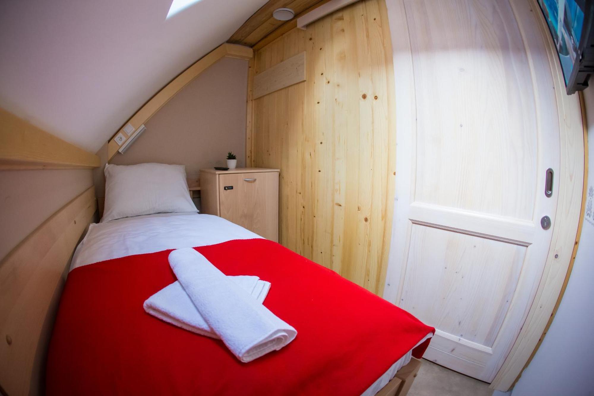 Gluten Free Bed & Breakfast Dezela Okusov ลูบลิยานา ภายนอก รูปภาพ