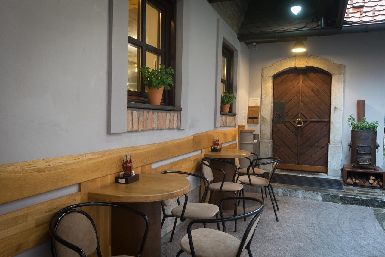 Gluten Free Bed & Breakfast Dezela Okusov ลูบลิยานา ภายนอก รูปภาพ