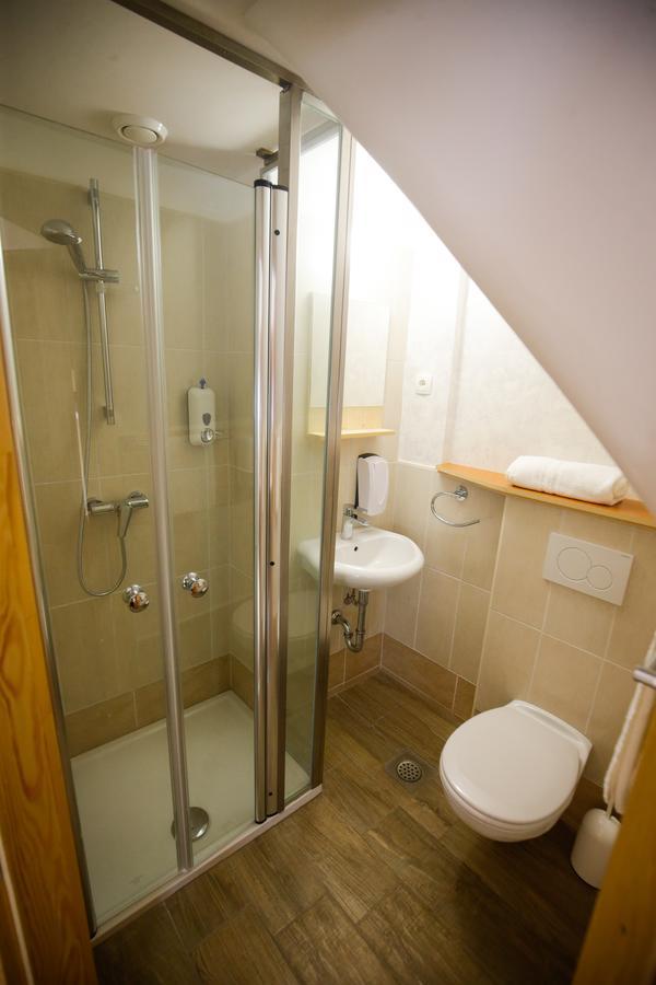 Gluten Free Bed & Breakfast Dezela Okusov ลูบลิยานา ภายนอก รูปภาพ